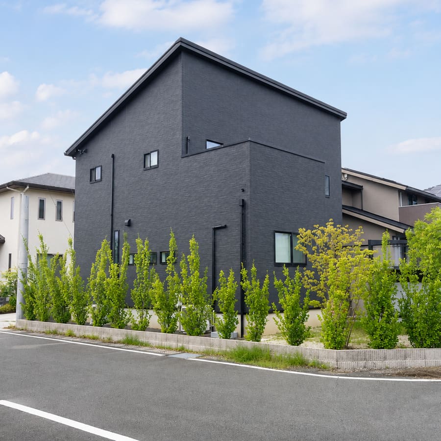 公式Instagram Reelに掲載された合志市幾久富中古戸建の外観カバー